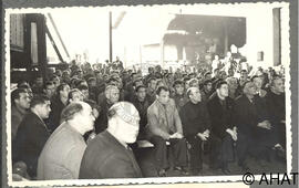"Grupo de asistentes a las conferencias Cuaresmales de 1956".